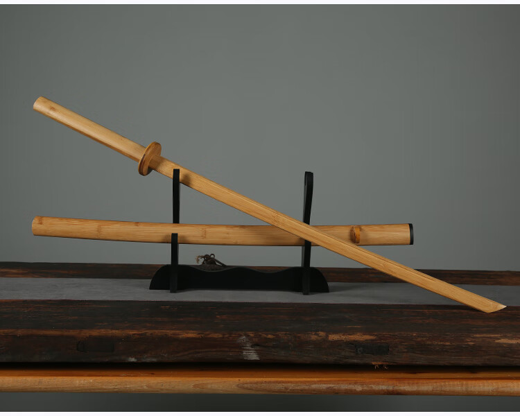 轻奢高端竹木刀剑道实木质刀武术训练习居合道日本刃cos动漫竹制新品