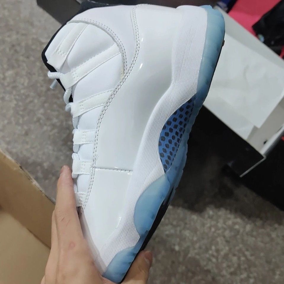 新潮稳货aj11传奇蓝乔治城真碳纯元版本原厂货就蓝蛇康扣45