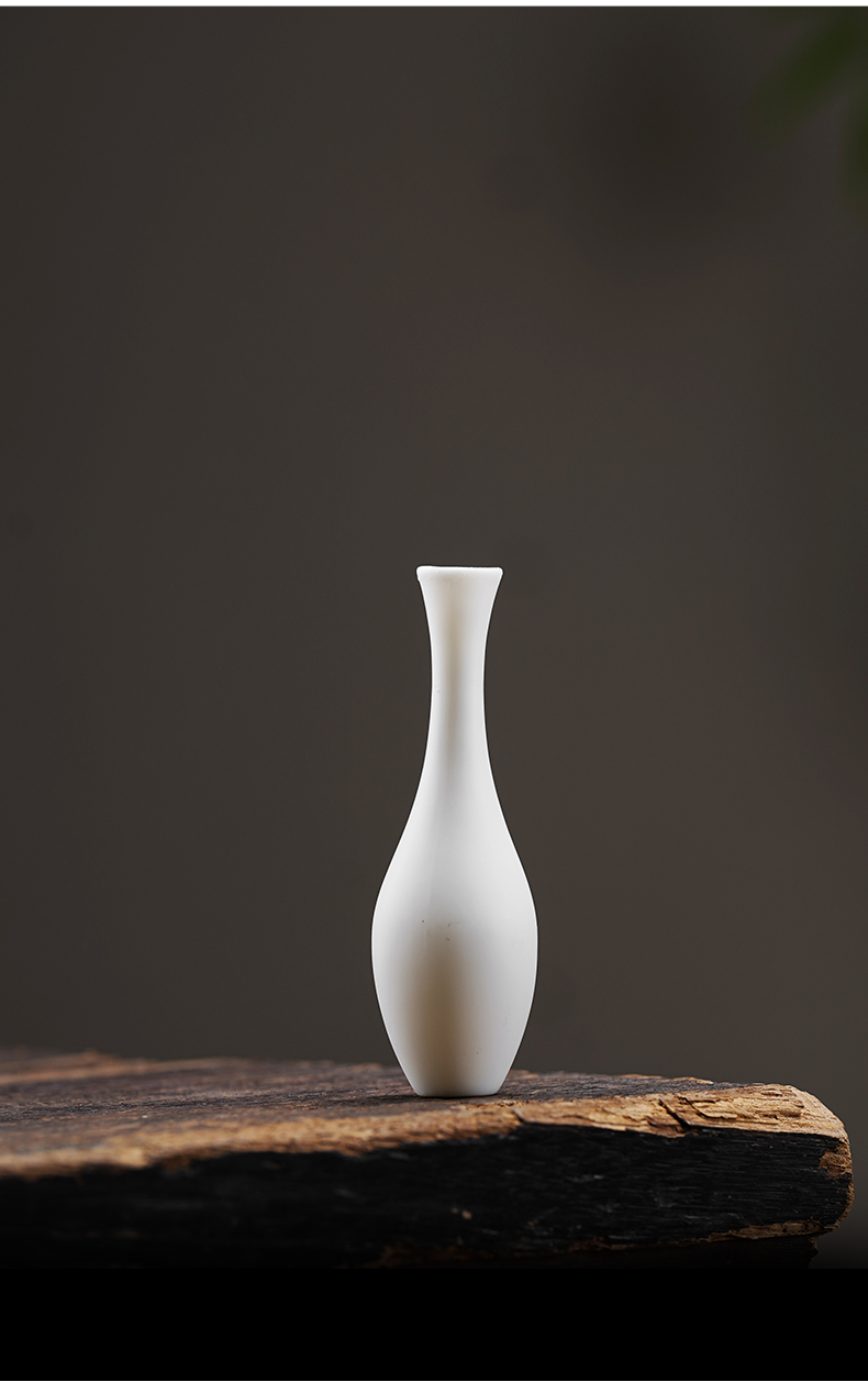 2022新款白瓷花瓶羊脂玉迷你陶瓷小花瓶白瓷花器禅意简约水培绿萝