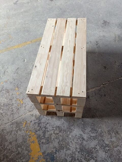 澳卡洛叉车木托盘叉车实木托盘物流木架仓储铲板免熏蒸出口托盘出口