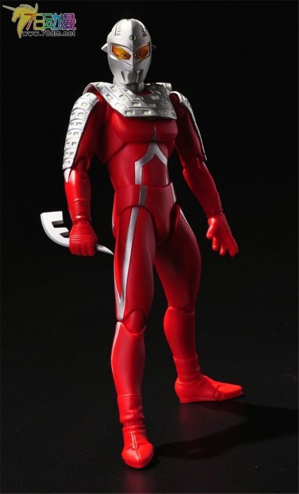 0七星侠赛罗之父可动模 超人赛文加披风19cm14关节可动【图片 价格