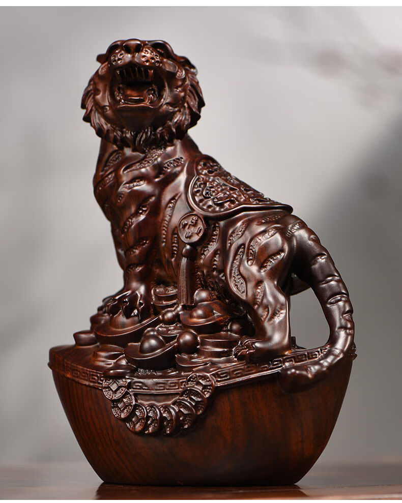 木雕老虎摆件实木生肖上山木虎家居客厅办公装饰工艺礼品精雕虎高25cm