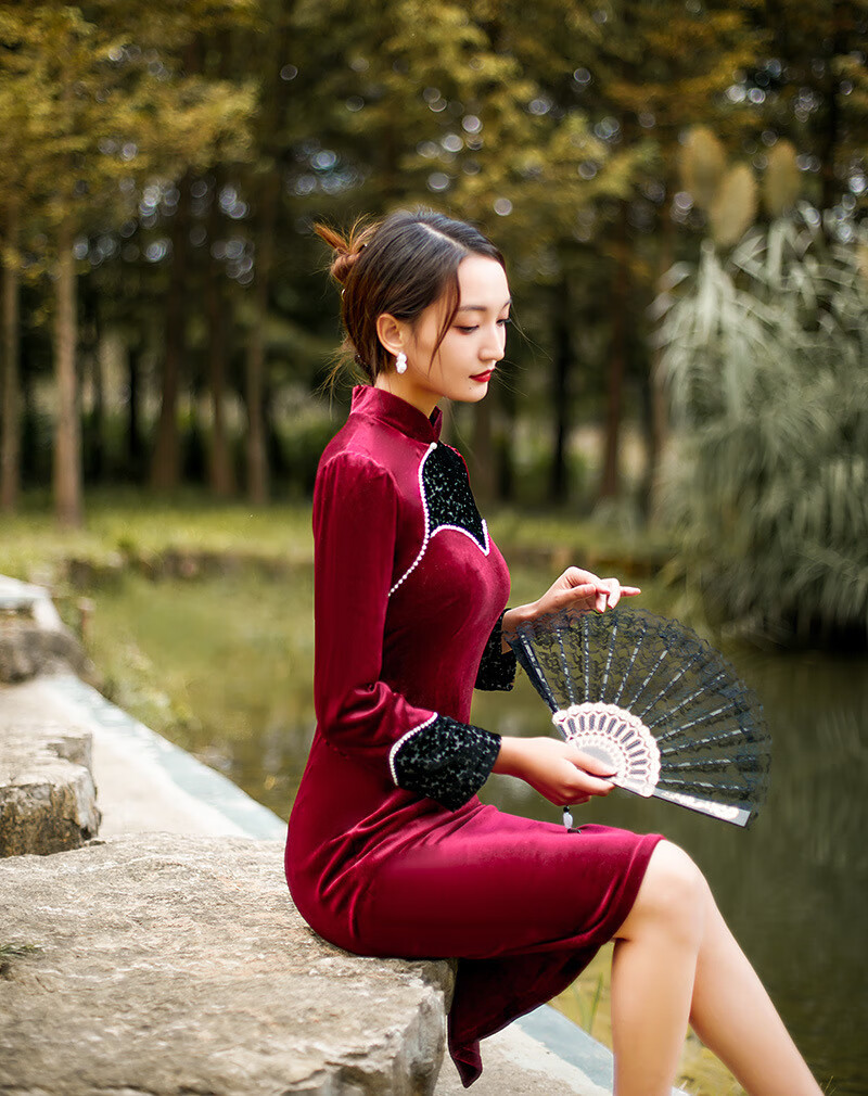 百俪佳媛【高端轻奢】旗袍女女装高端银丝绒2022秋新气质色显瘦改良