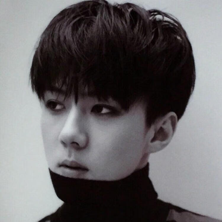 适用人群:男士色系:其它长度:短发材质:高温丝假发发型:短直发商品