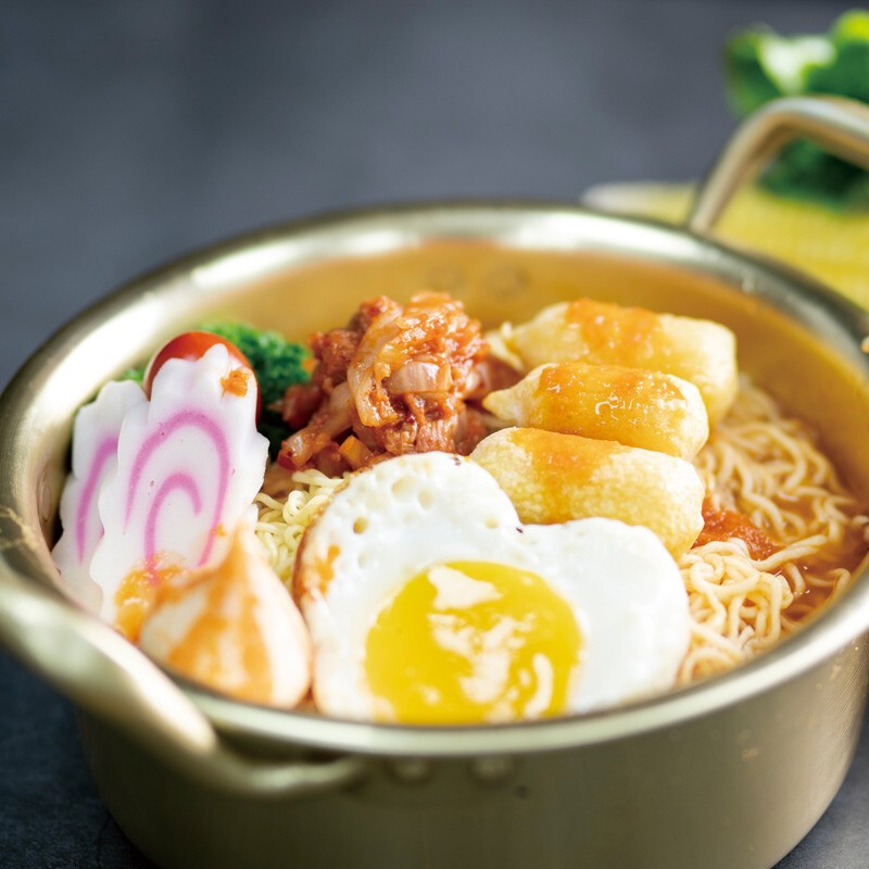 装 日式酸辣豚骨海鲜拉面 韩式辣牛肉汤面 早餐宵夜户外方便速食泡面