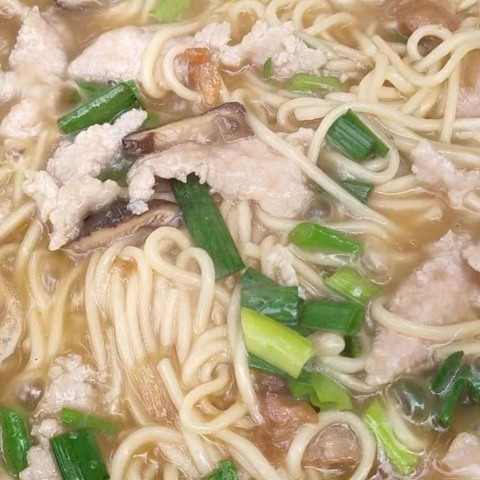 闽南卤面福建泉州特产生面条粗面线碱水面厦门沙茶面炒面挂拉面条