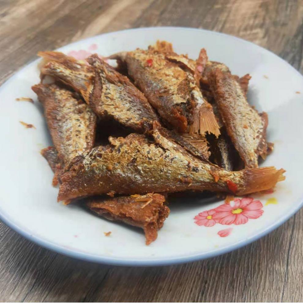 江西省赣南宁都特产农村人特色自制香辣烧咸鱼干酥脆辣口齿留香【图片