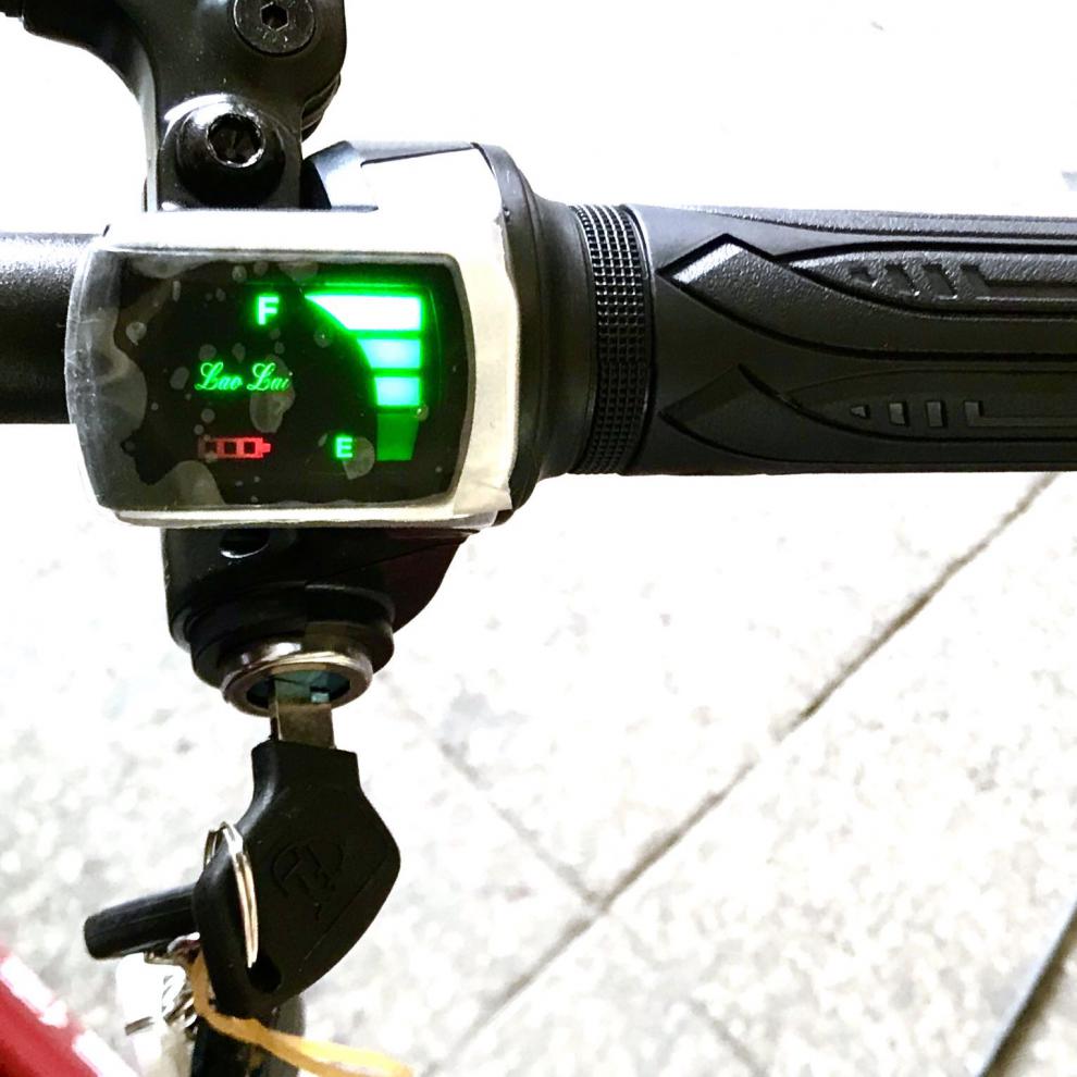 油门把手转把美宜佳锂电动代驾折叠自行车带电量加速手把把 单买右转