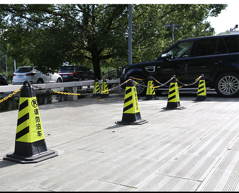 适用于停车位方锥橡胶路堆立式障碍物雪糕筒隔离桩加厚示柱路锥安全车