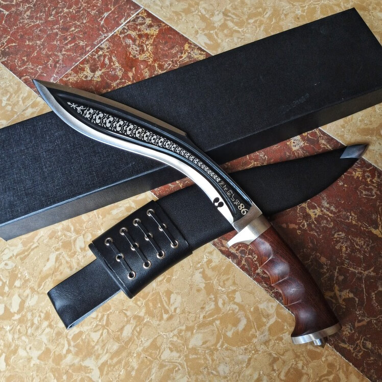 尼泊尔军弯刀军刃大号军刃加长9cr 18mov大号户外露营刀具加强高硬度