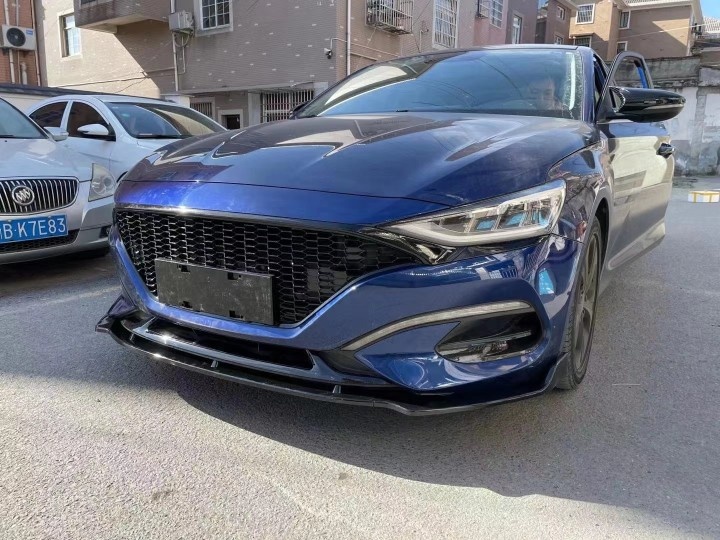 专用菲斯塔中网原装蜂窝改装前脸保险杠装饰条黑色上饰条上饰条碳纤纹