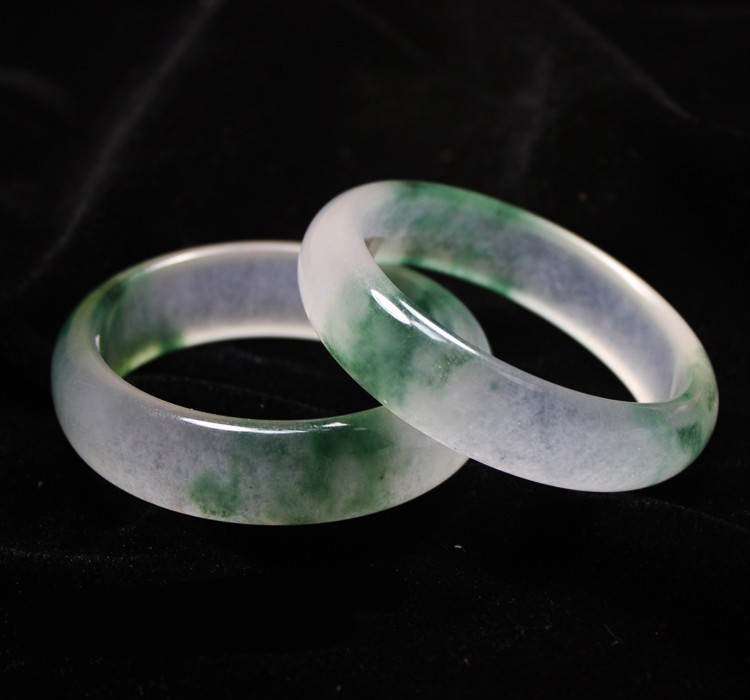 珍韵缘缅甸翡翠冰种飘花水沫玉手镯女款少女妈妈玉镯子特大65mm68带