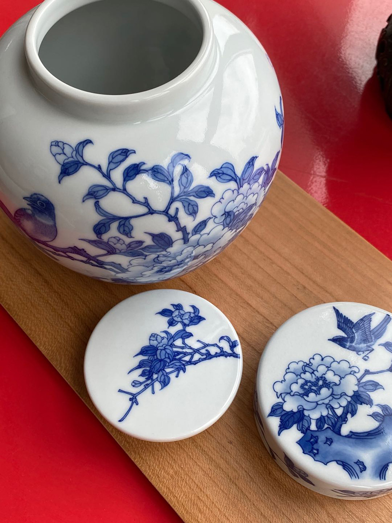 景德镇春风祥玉 邹俊窑制 八字款 山石牡丹花鸟 内盖 茶叶罐盖罐