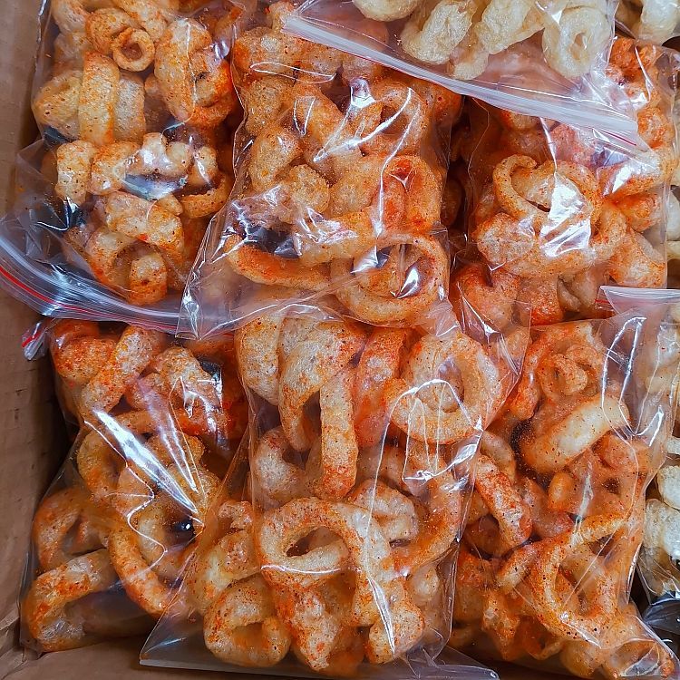 云南特色傣族小吃炸猪皮麻辣泡皮原味泡皮特色小吃40克辣味1袋