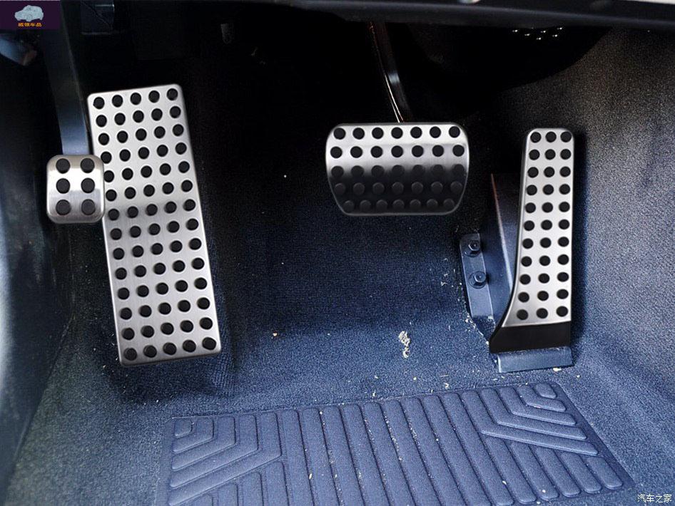 适用于奔驰e级c200glc e300cls c180eqc e260l油门刹车踏板改装饰 b级