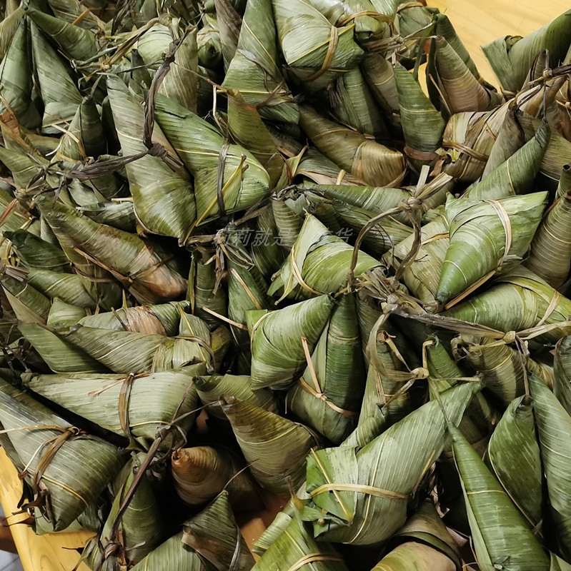 9折四川椒盐红豆大粽新鲜肉大颗粒腊肉早餐散装特产美食美食嘉兴板栗