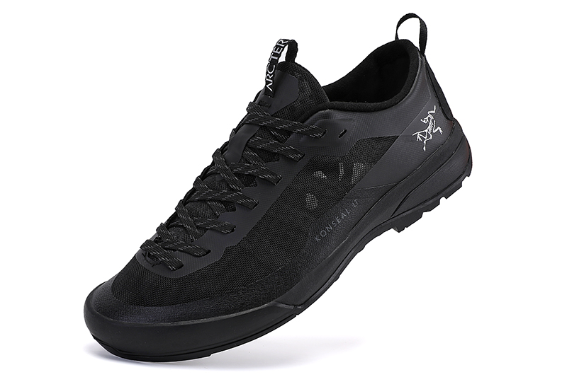 上市时间:2022年春夏闭合方式:系带鞋面材质:织物适用性别:男鞋垫功能