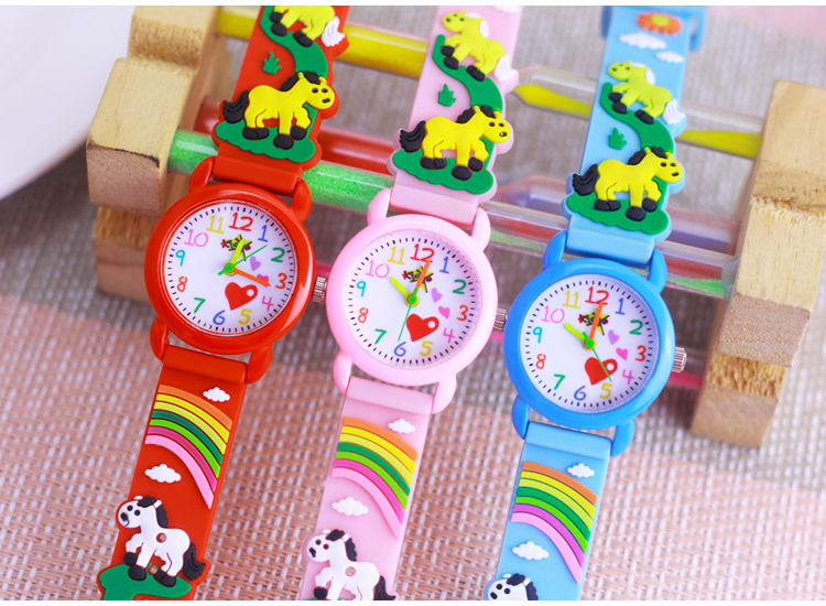 适用于卡通小马儿童手表幼儿园学生石英防水韩版电子礼物小巧爱心潮