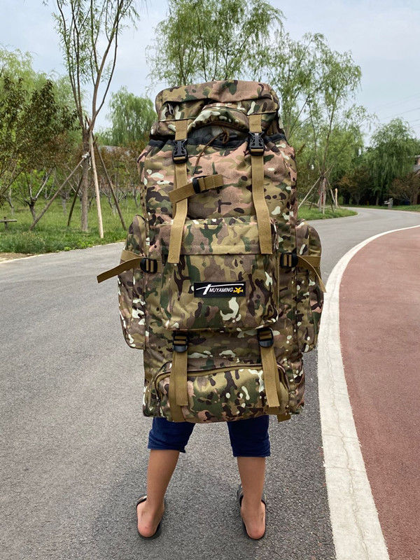 新品背包大容量双肩包军迷彩背包男户外运动包70升露营帐篷旅行背包