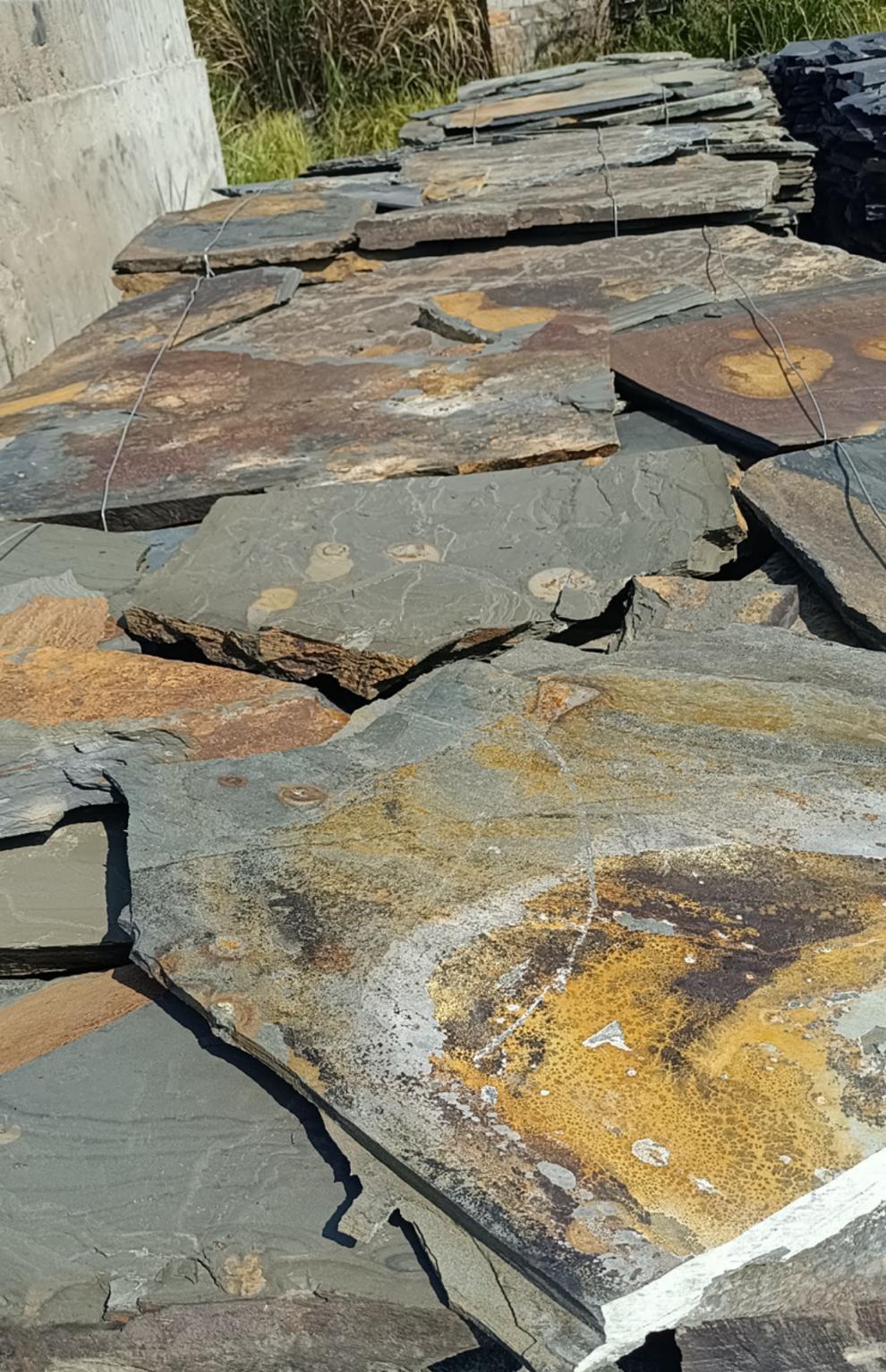 青石板庭院石材 青石板不规则碎片石庭院地砖自铺室外院子碎拼铺路石