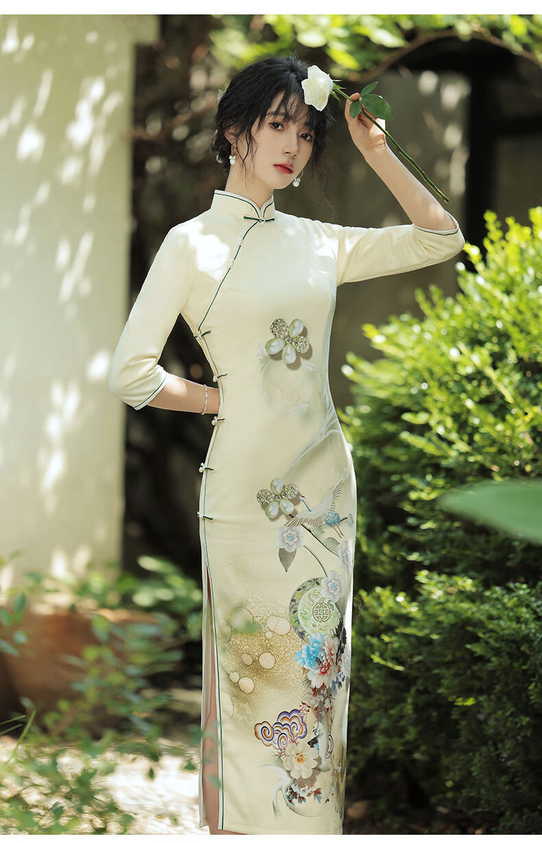 旗袍秋冬改良2021年新款复古气质长款连衣裙中国风年轻款显瘦长袖秋冬