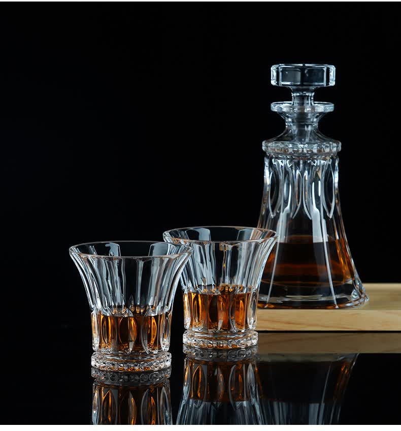捷克进口水晶玻璃威士忌洋酒杯欧式家用酒樽酒瓶杯子套装一樽六杯七