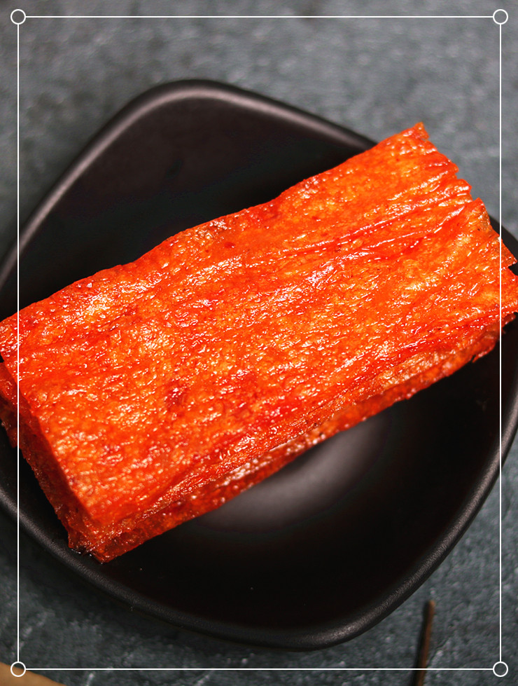 辣条麻辣片鸡皮条爆鸡皮辣条辣片鸡蛋片儿时零食5包报哥麻辣片3包