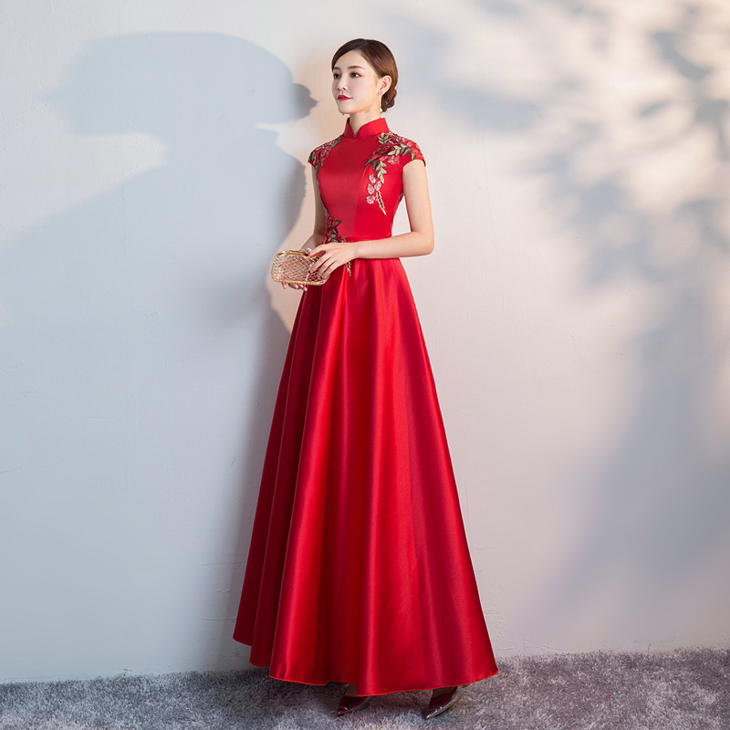 礼仪小姐礼服旗袍迎宾服长款新式中国风刺绣迎宾学生颁奖服红色青花瓷