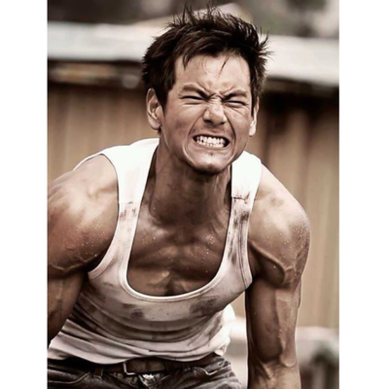 肌肉男图健身房励志挂画宿舍房间壁画z423竖版画40x60厘米pp胶独立