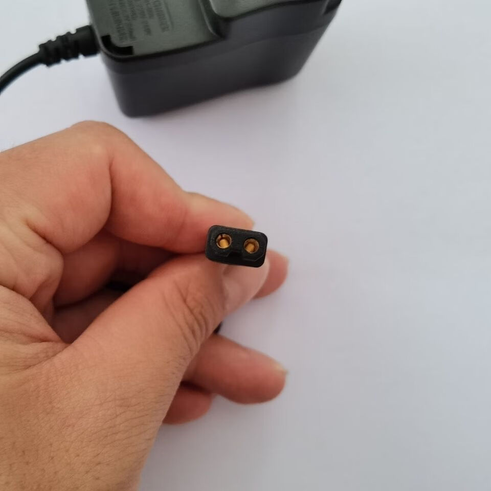 牛王充电器42v双孔8字带线头灯手电筒充电器牛王充电器42v500ma