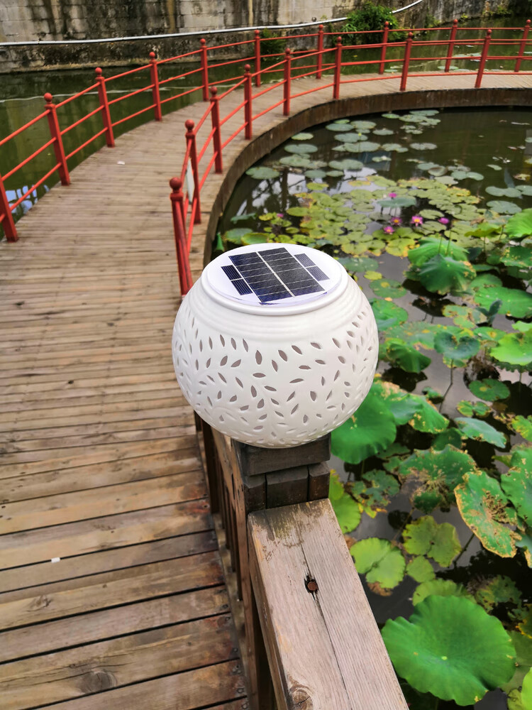 灯别墅庭院大门防水柱子灯太阳能小陶瓷灯彩光遥控定色直径18cm高1