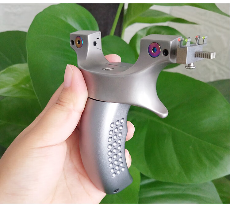 崛适扁皮钛合金弹弓天蓬元帅弓精准精度皮筋弹力阿拉善迷你弹功 钛