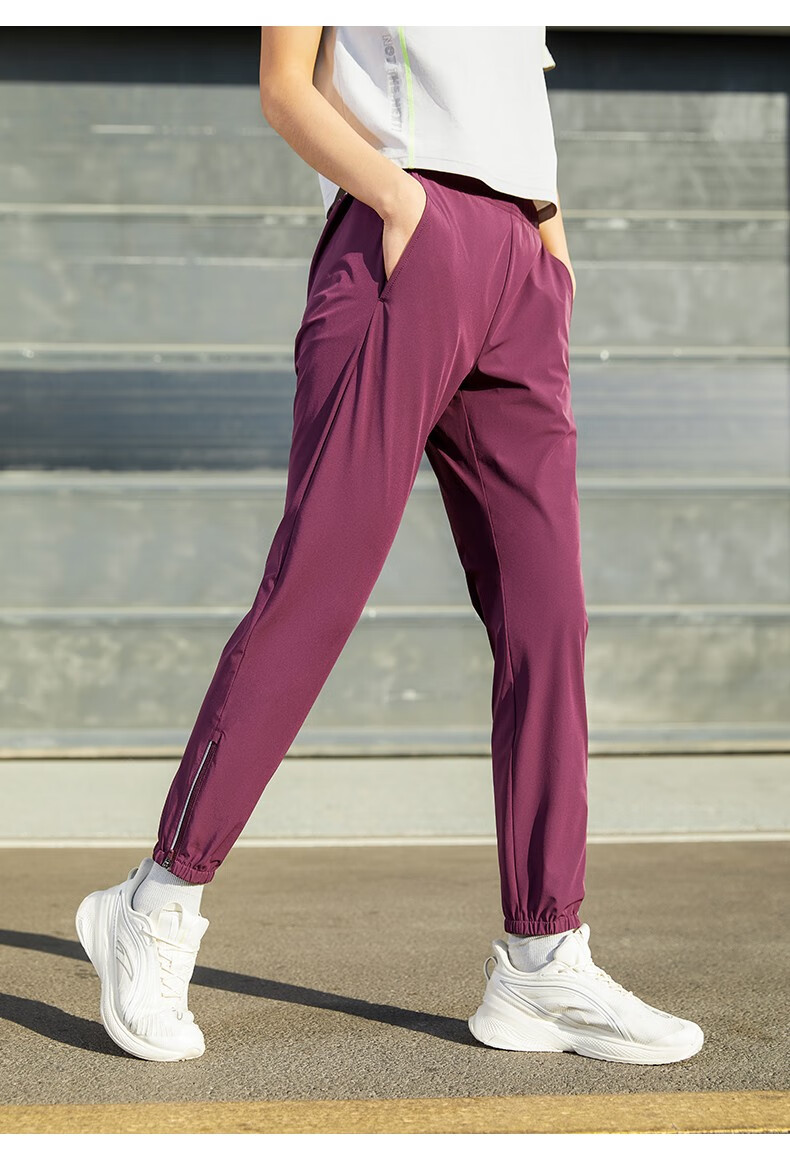 安踏女裤运动裤吸湿速干跑步2022春季新款收口束脚修身直筒梭织休闲