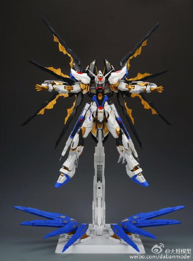 mg强袭自由豪华再版新货大班8802mb强袭自由拼装模型玩具带地台镂空