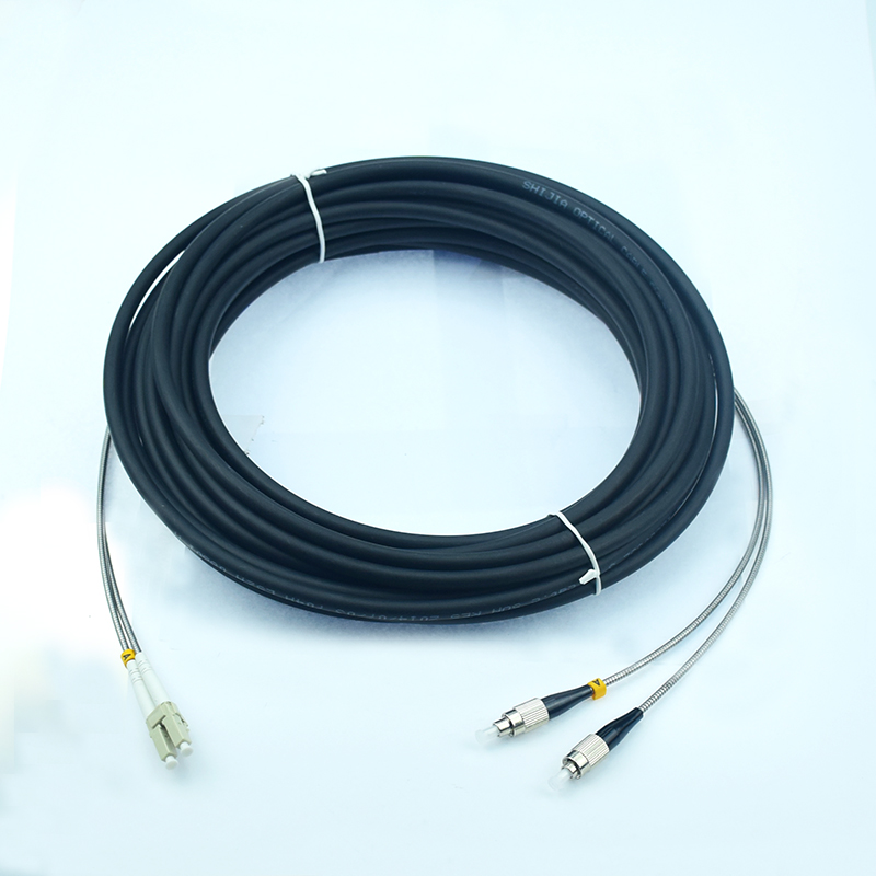 两芯野战光缆室外多模lclc转fcscst10m2050米铠装光纤跳线野战多模双