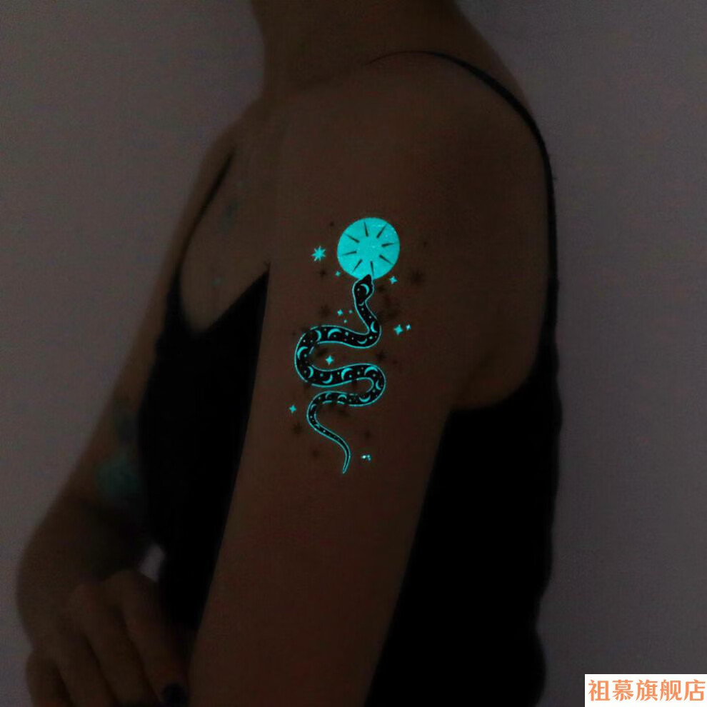 夜光纹身贴夜光纹身贴防水男女ins风蓝色蛇羽毛蝴蝶鲸鱼一鹿有你荧光