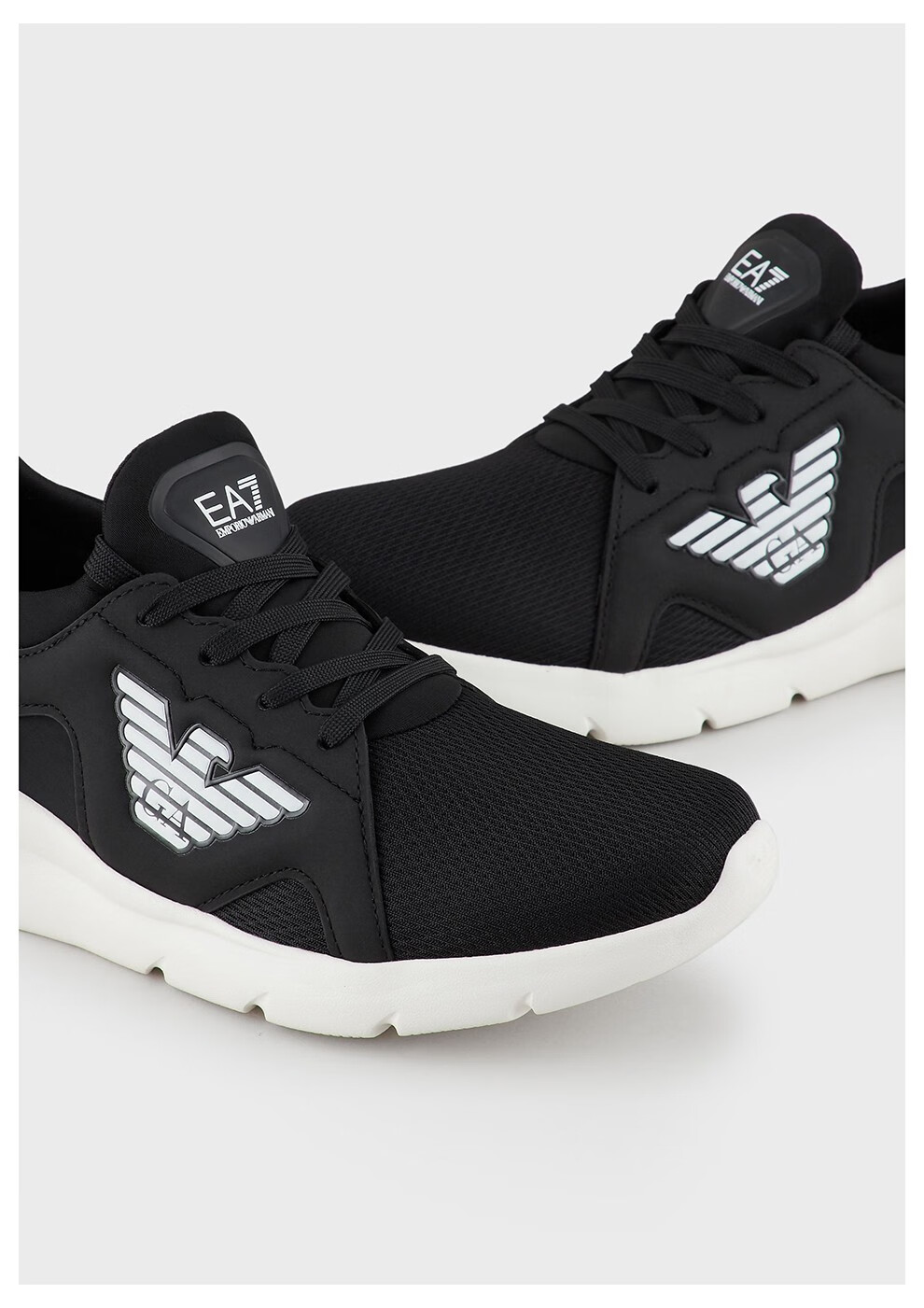 armaniea7阿玛尼奢侈品男女通用织物徽标图案休闲运动鞋x8x056xcc56