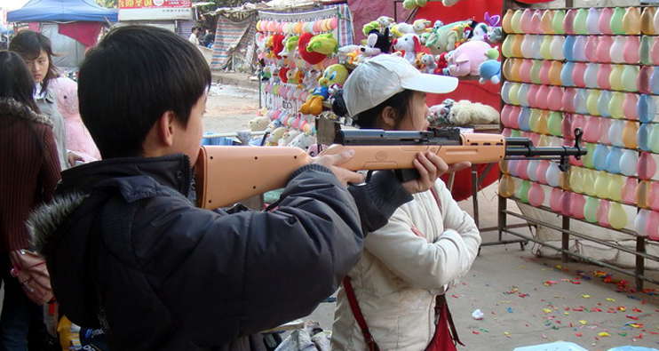 亏本价苹果小气球打枪气球儿童气球玩具气球水球批发打靶飞镖1000个