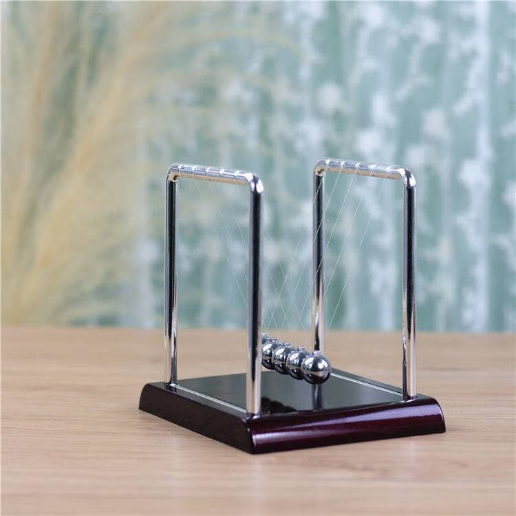 牛顿摆锤牛顿碰撞球摇摆球撞击混沌摆摆锤黑底座精品创意桌面装饰摆件