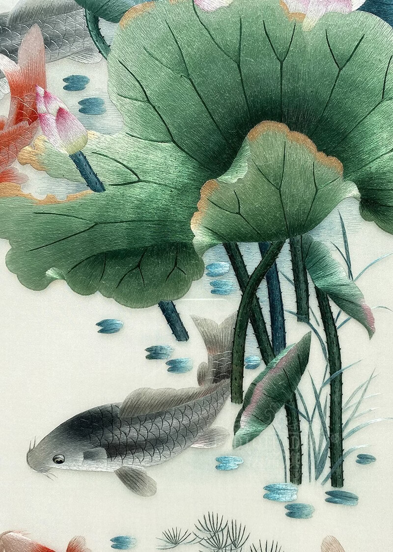 法帝旗轻奢品牌苏州刺绣成品画创意荷花鲤鱼手工苏绣画竖版4丝玄关