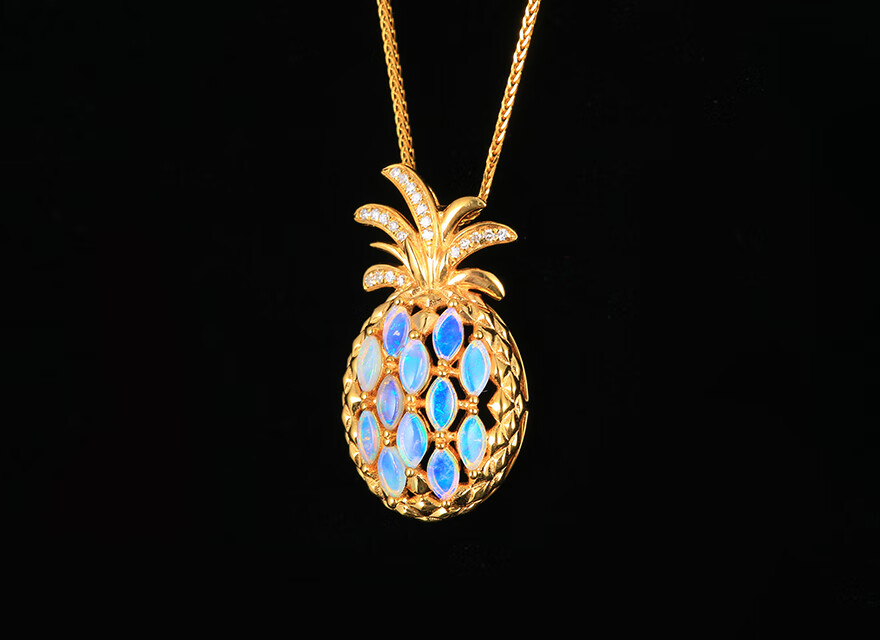 yl欧泊吊坠女18k黄金镶嵌钻石时尚菠萝设计首饰彩宝现货【图片 价格