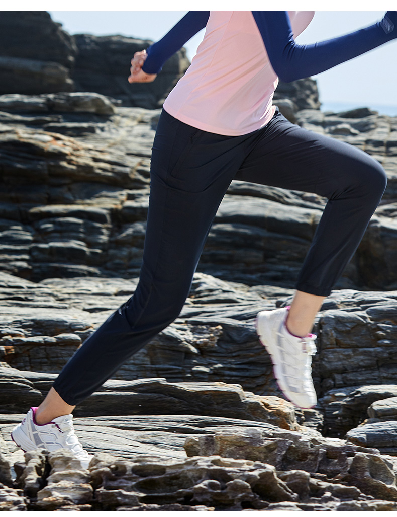 凯乐石kailas户外运动女款弹力锥形慢跑裤kg2115807墨黑s