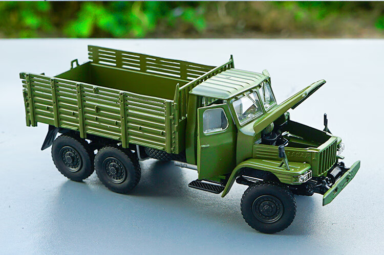 卡车模型东风天龙1:43原厂 旗舰拖头天锦140八平柴军车 方灯版东风140