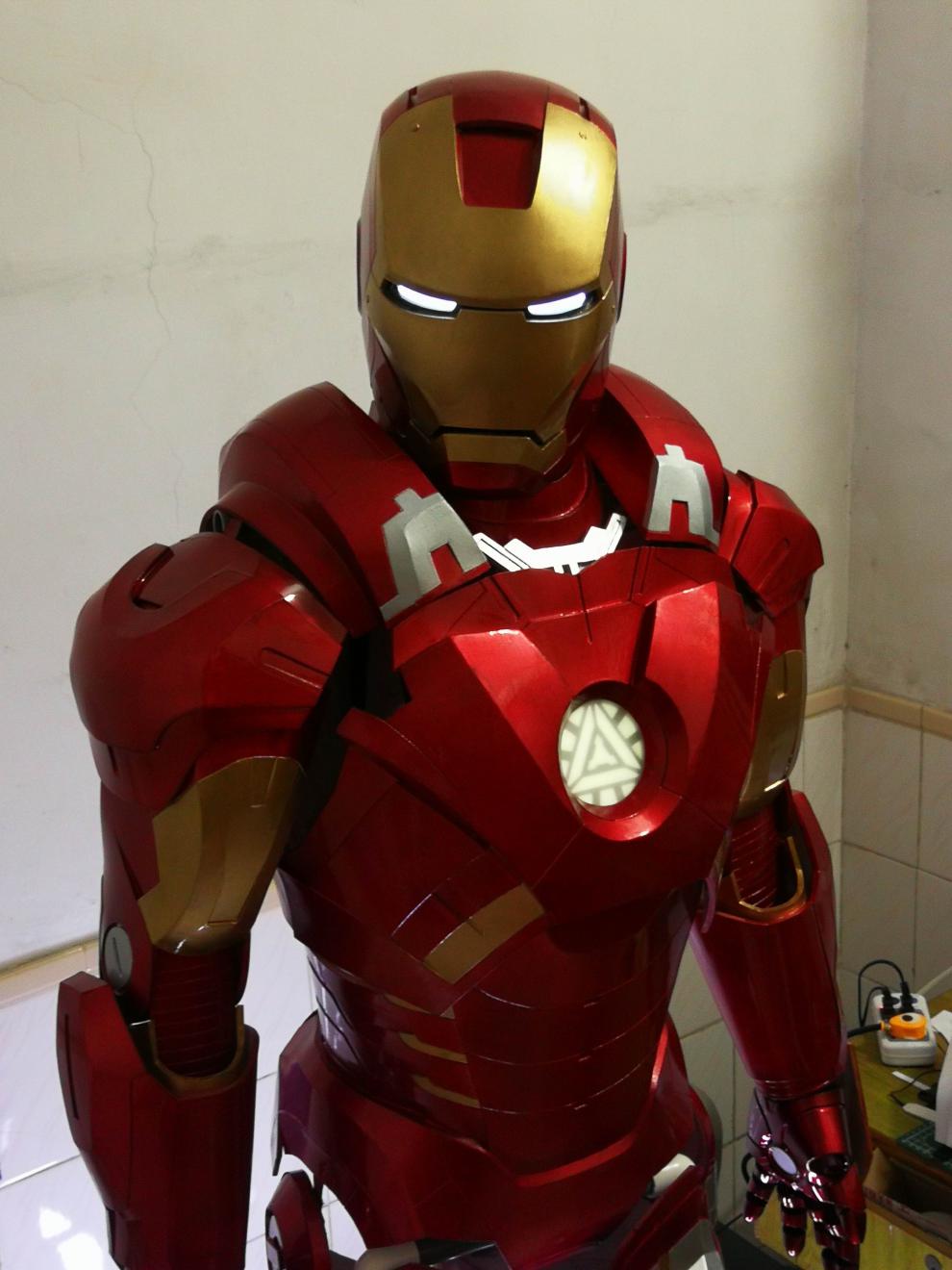 漫威定制儿童小孩版1/1马克mk7钢铁侠战甲盔甲可穿戴全身真人贾维斯