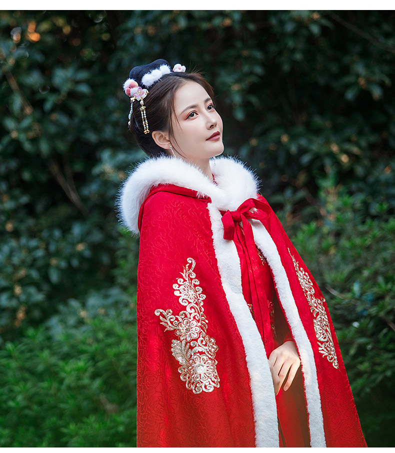 雅格罗伊新款冬款汉服女成人斗篷加绒加厚长款古装冬季披风披肩保暖毛