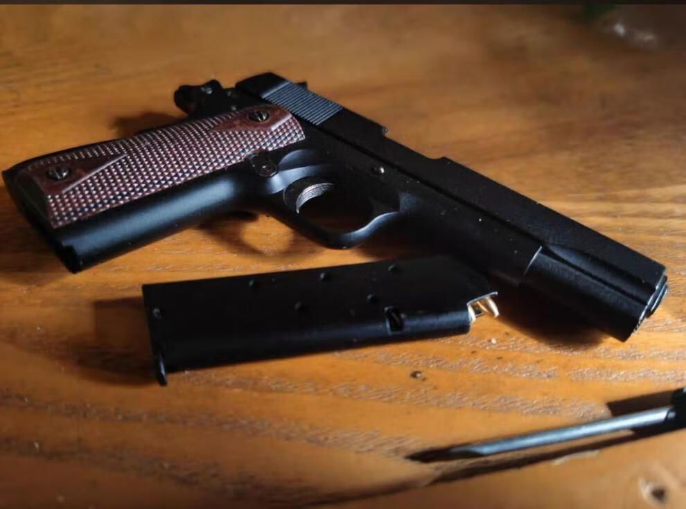 1205升级ak47突击枪合金模型玩具枪军事收藏礼品枪模金属可拆卸拼装不