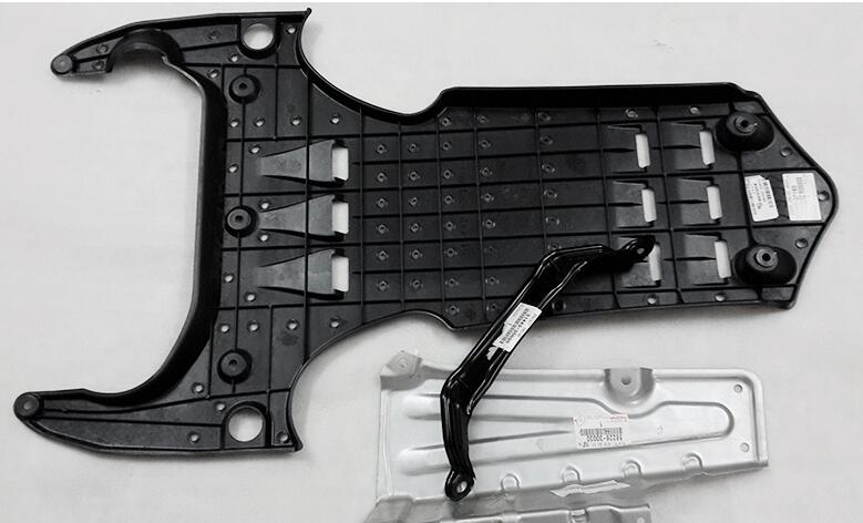 适用于0514款皇冠车底防护板变速箱隔音护板皇冠波箱下护板支架护板