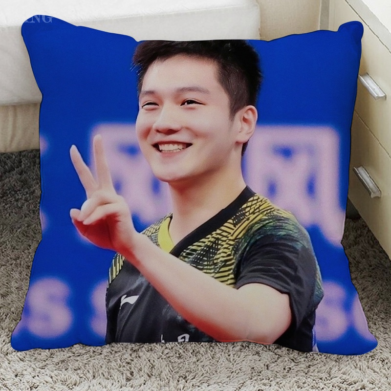 樊振东周边抱枕签名贴纸明信片挂饰挂件钥匙扣海报徽章照片同款2丝滑