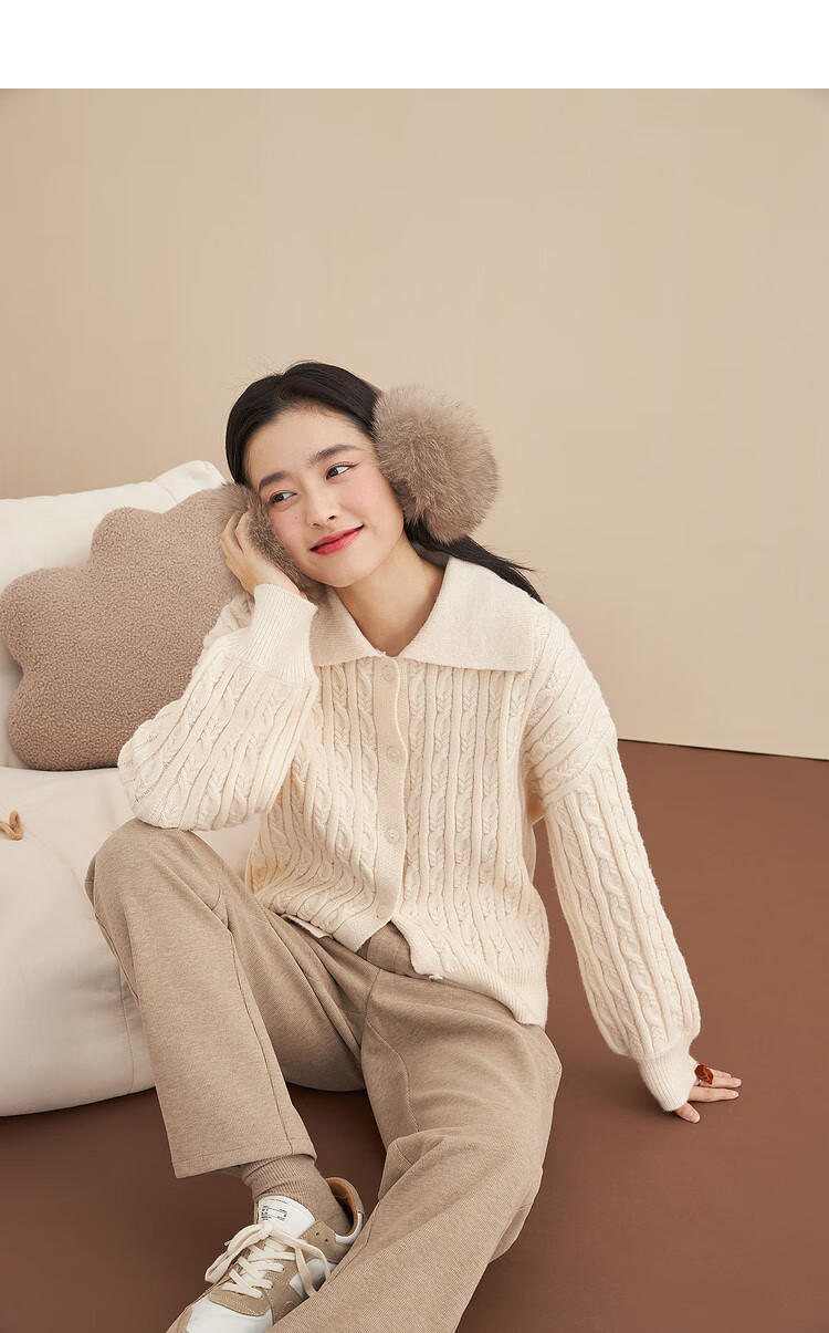 茵曼毛衣开衫女2021冬季新款克莱因蓝纽扣麻花大翻领复古宽松舒适百搭