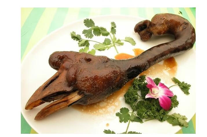 9折年货包顺丰汕头澄海狮头鹅春梅里鹅头卤鹅头鹅脖真空酒料500g装s